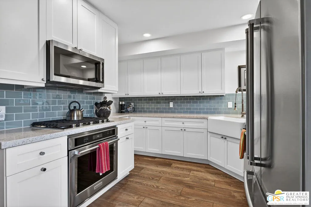 305 W Arenas Road 3a, Palm Springs, California 92262 home-pic-23