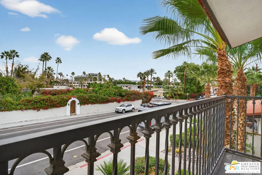 305 W Arenas Road 3a, Palm Springs, California 92262 home-pic-42