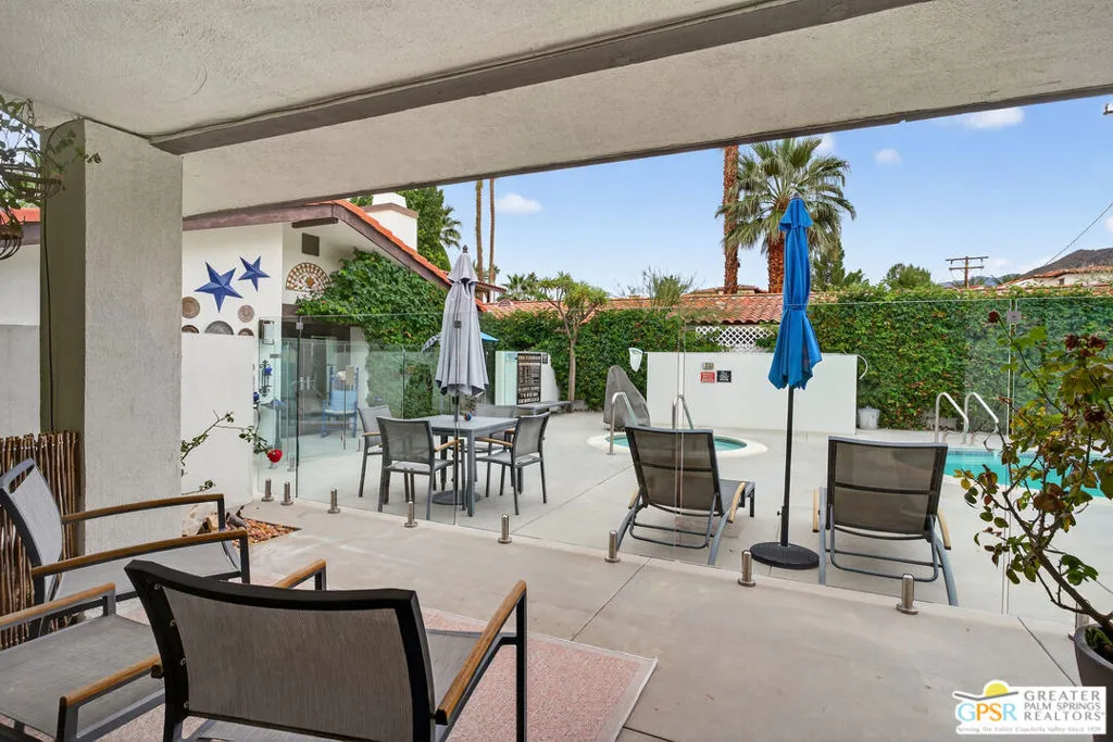 305 W Arenas Road 3a, Palm Springs, California 92262 home-pic-10