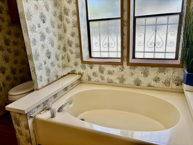 Soaking Tub