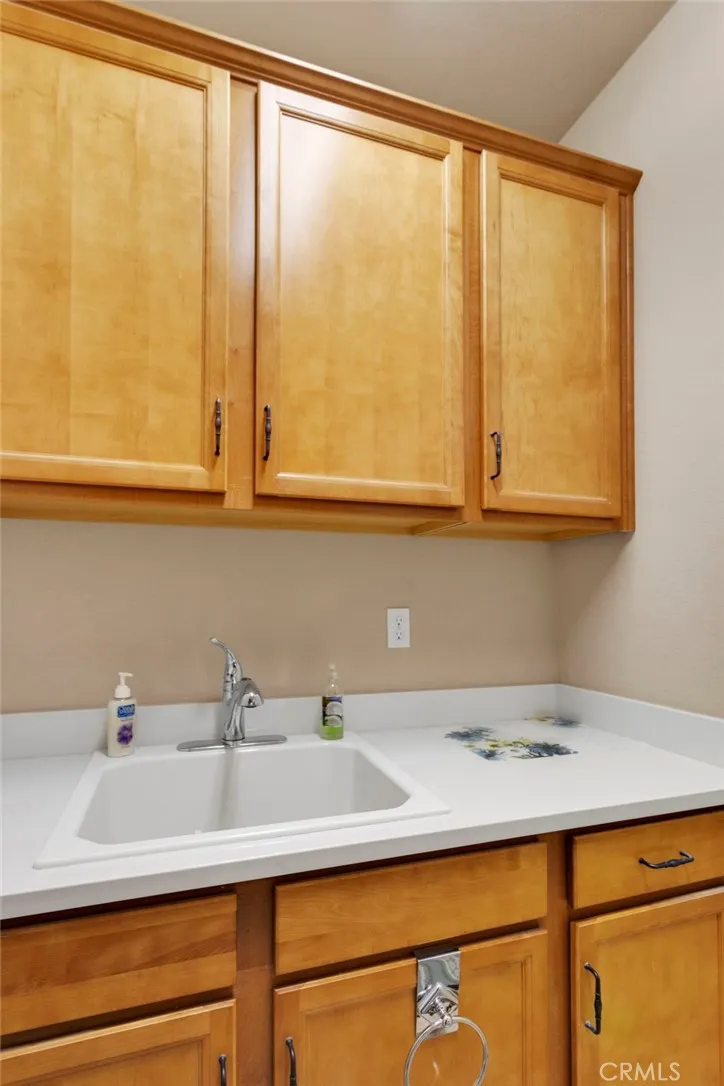 10212 Darby, Apple Valley, California 92308 home-pic-25