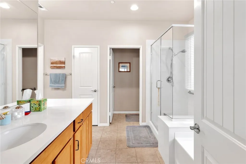 10212 Darby, Apple Valley, California 92308 home-pic-18