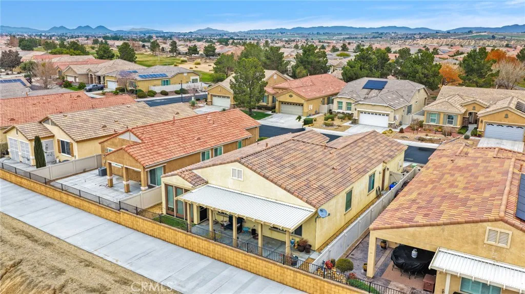 10212 Darby, Apple Valley, California 92308 home-pic-41