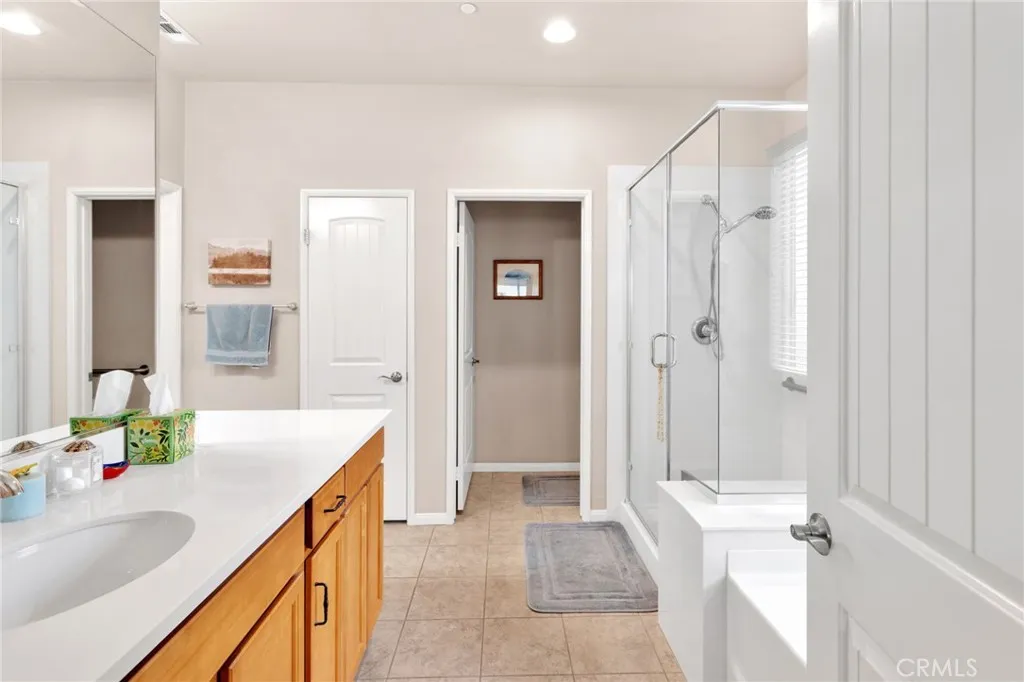 10212 Darby, Apple Valley, California 92308 home-pic-26