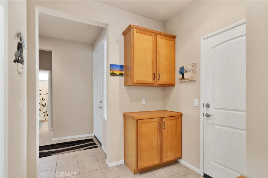 10212 Darby, Apple Valley, California 92308 home-pic-30