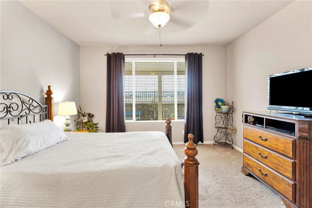 10212 Darby, Apple Valley, California 92308 home-pic-16