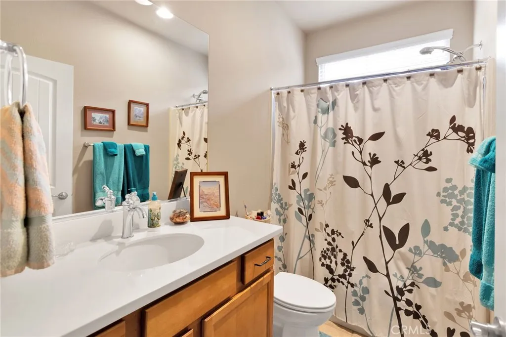 10212 Darby, Apple Valley, California 92308 home-pic-24