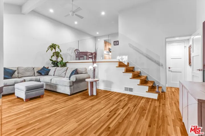 Original Photo w/o Artwork Dig