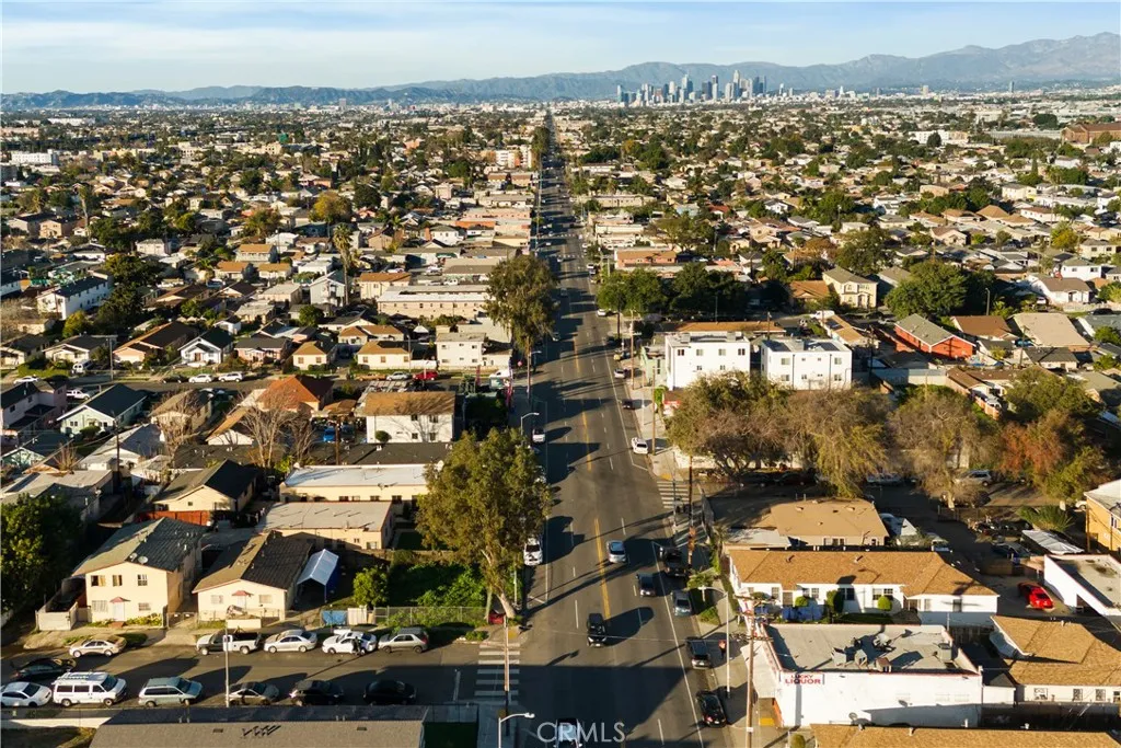 8449 S Main, Los Angeles, California 90003 home-pic-7