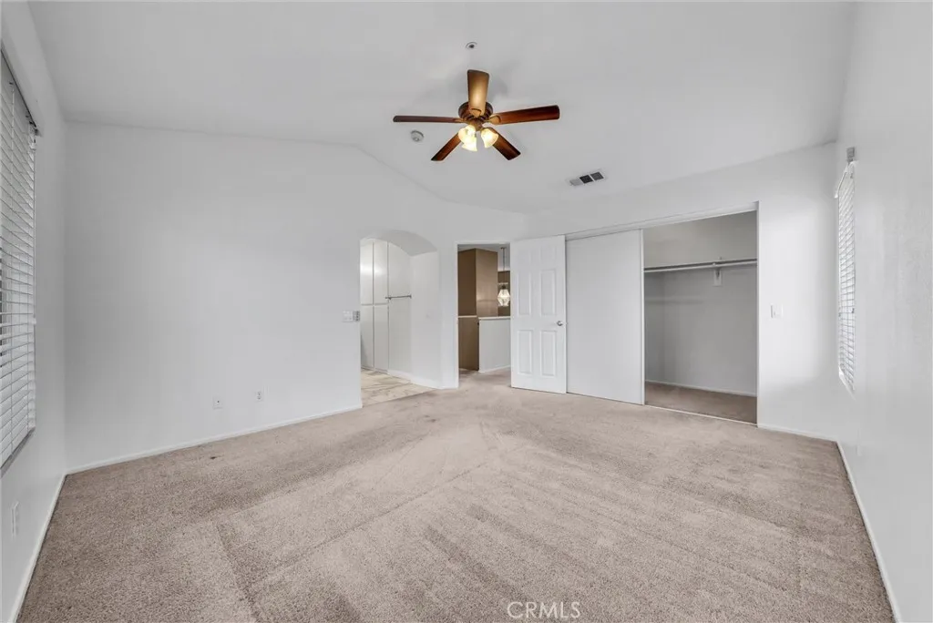 14086 Valley Forge Court, Fontana, California 92336 home-pic-11