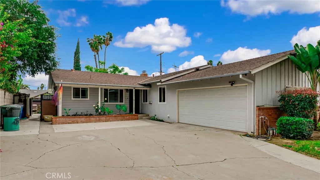 5350 Benecia Drive, Riverside, California 92504 home-pic-1
