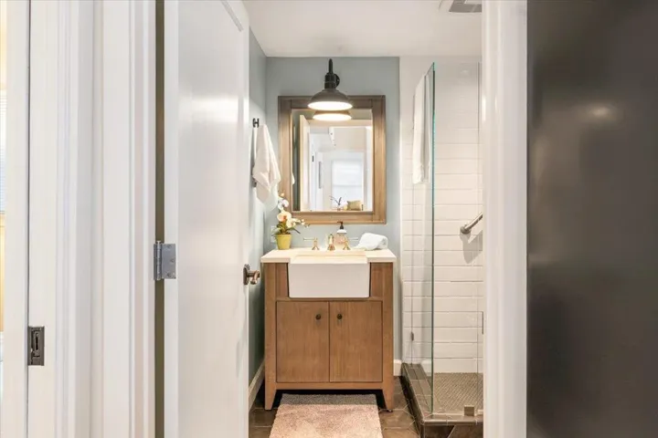 132 6th Street, Pacific Grove, California 93950
