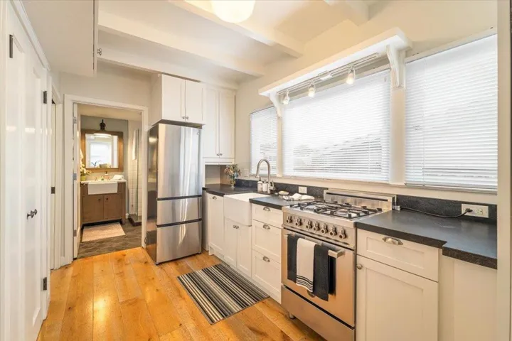 132 6th Street, Pacific Grove, California 93950