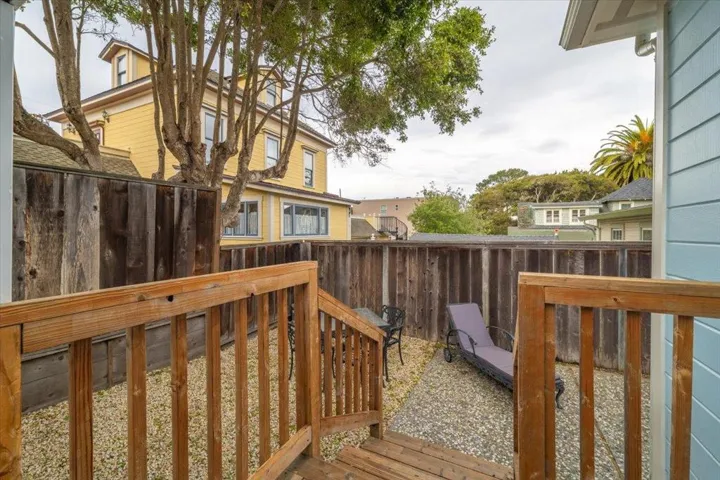 132 6th Street, Pacific Grove, California 93950
