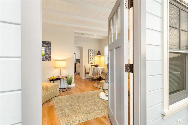 132 6th Street, Pacific Grove, California 93950