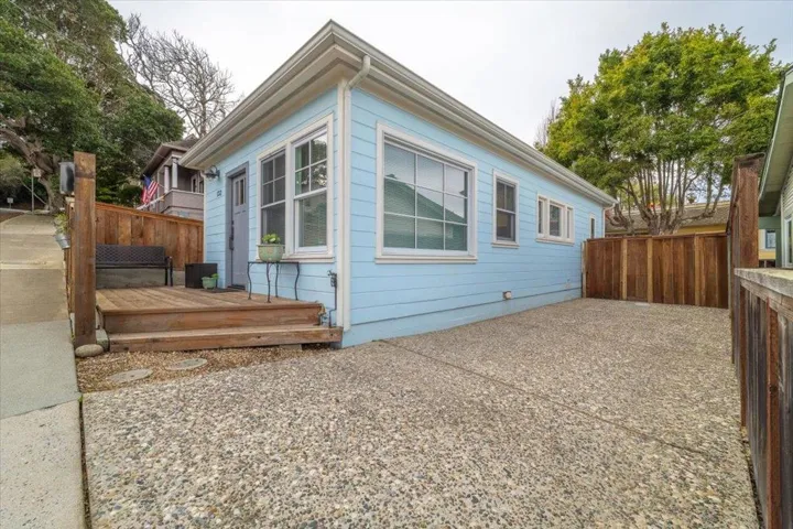 Driveway/front porch