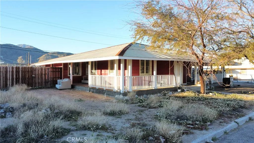 83040 Magnolia Avenue, Trona, California 93562 home-pic-3