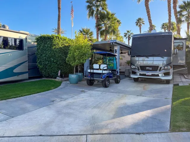 125 rv lot