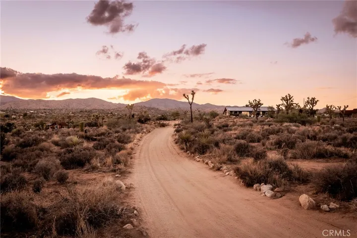 2680 Vine, Pioneertown, California 92268