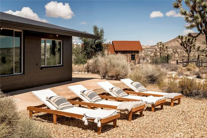2680 Vine, Pioneertown, California 92268