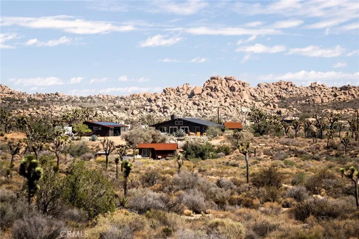 2680 Vine, Pioneertown, California 92268