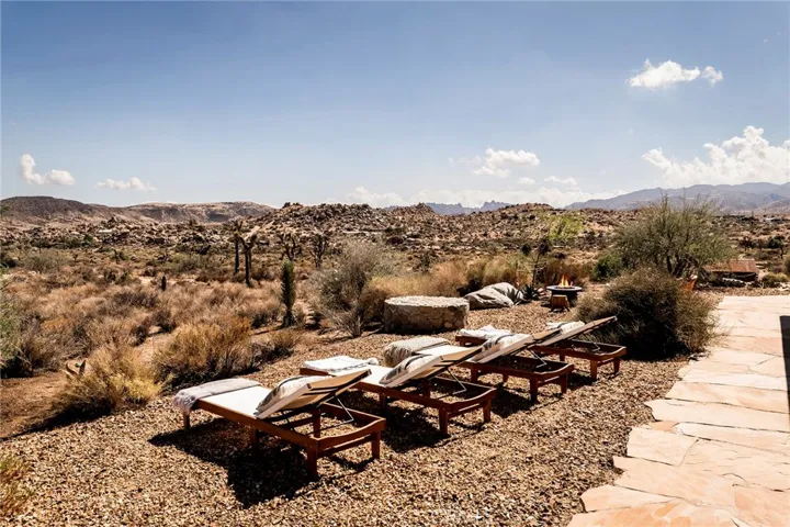 2680 Vine, Pioneertown, California 92268