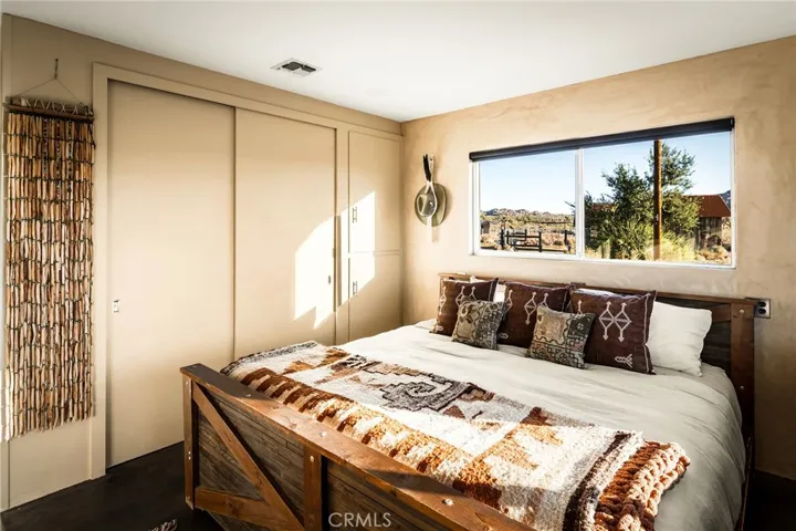 2680 Vine, Pioneertown, California 92268