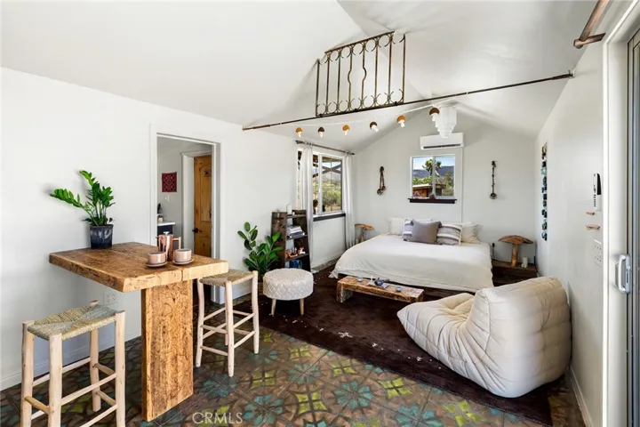 2680 Vine, Pioneertown, California 92268