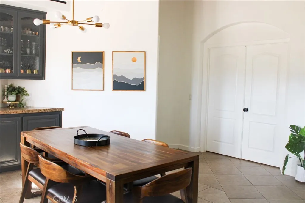 7525 Whitney, Yucca Valley, California 92284 home-pic-6