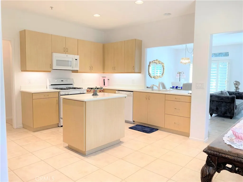 28938 Paseo Caravella, Mission Viejo, California 92692 home-pic-6