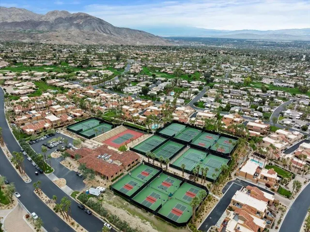 46-Aerial Community View