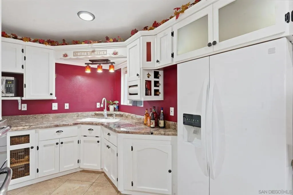 1305 Ash St, Ramona, California 92065 home-pic-6