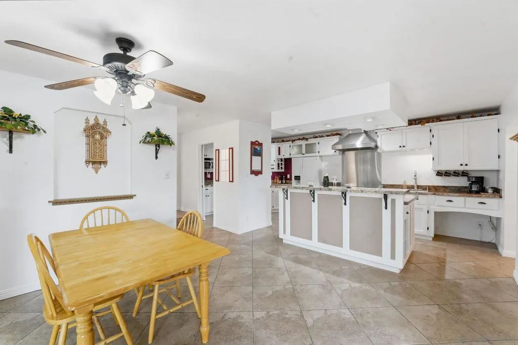 1305 Ash St, Ramona, California 92065 home-pic-21