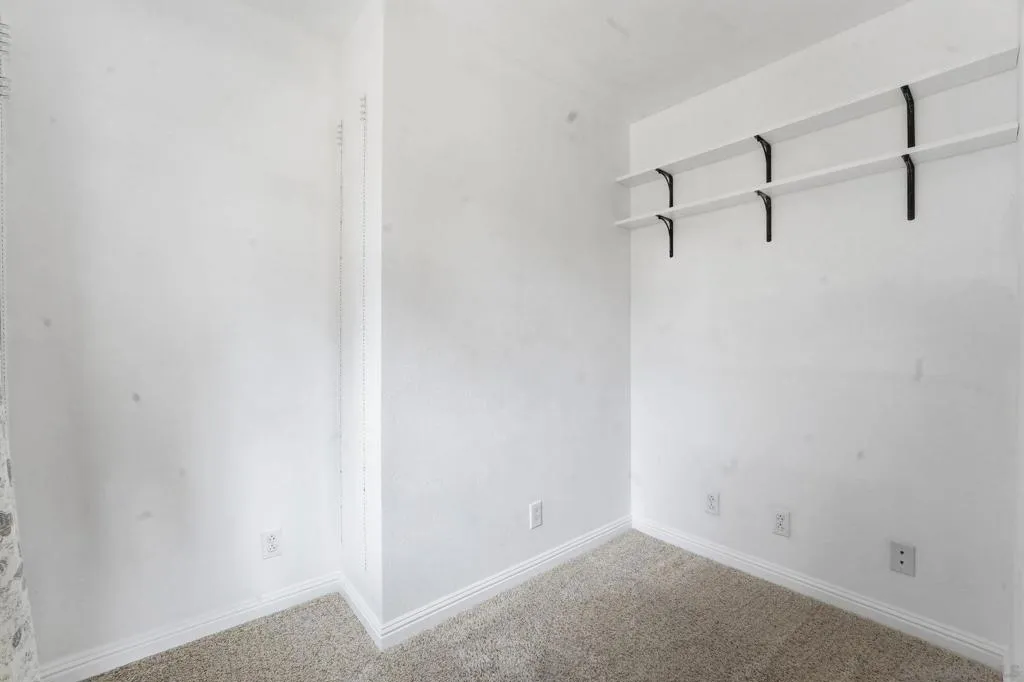 1305 Ash St, Ramona, California 92065 home-pic-11