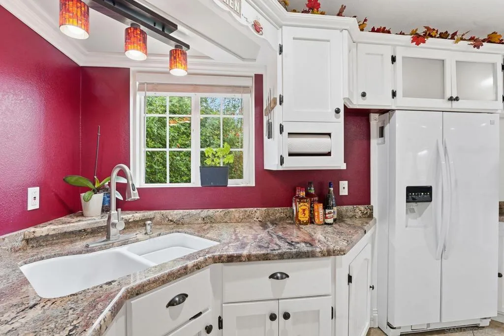 1305 Ash St, Ramona, California 92065 home-pic-7