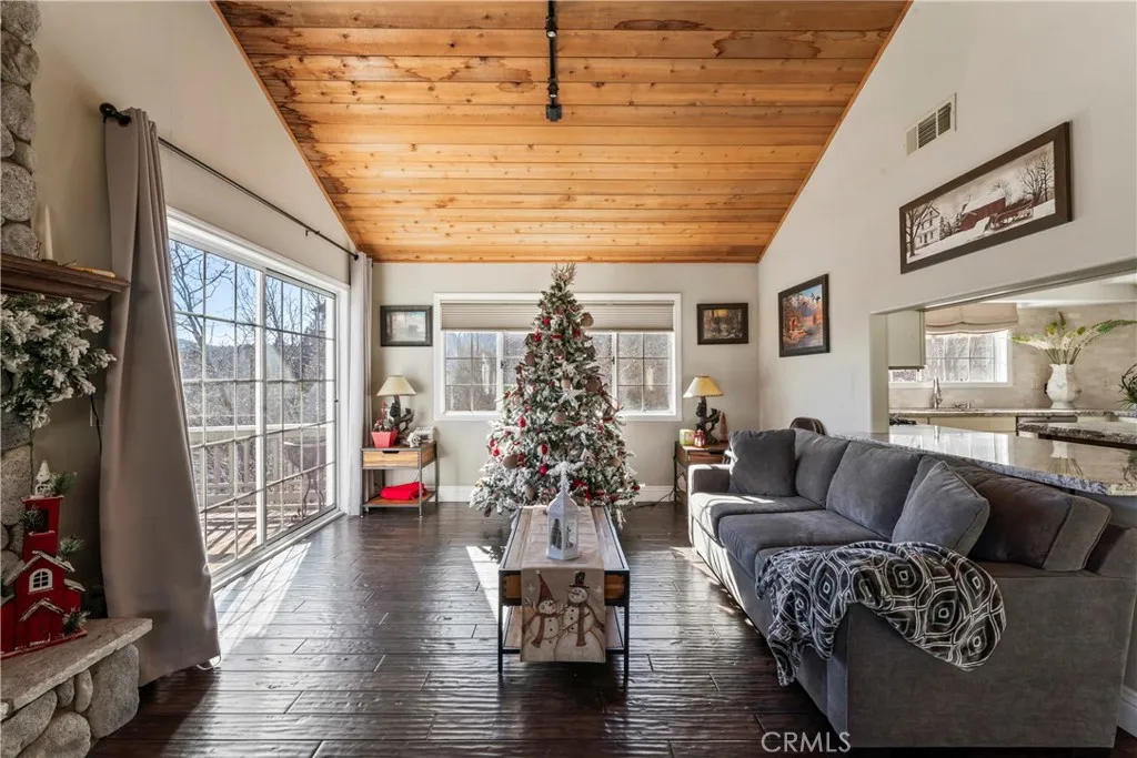 1212 Portillo, Lake Arrowhead, California 92352 home-pic-14