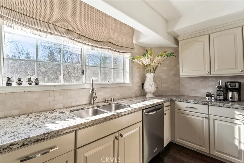 1212 Portillo, Lake Arrowhead, California 92352 home-pic-8