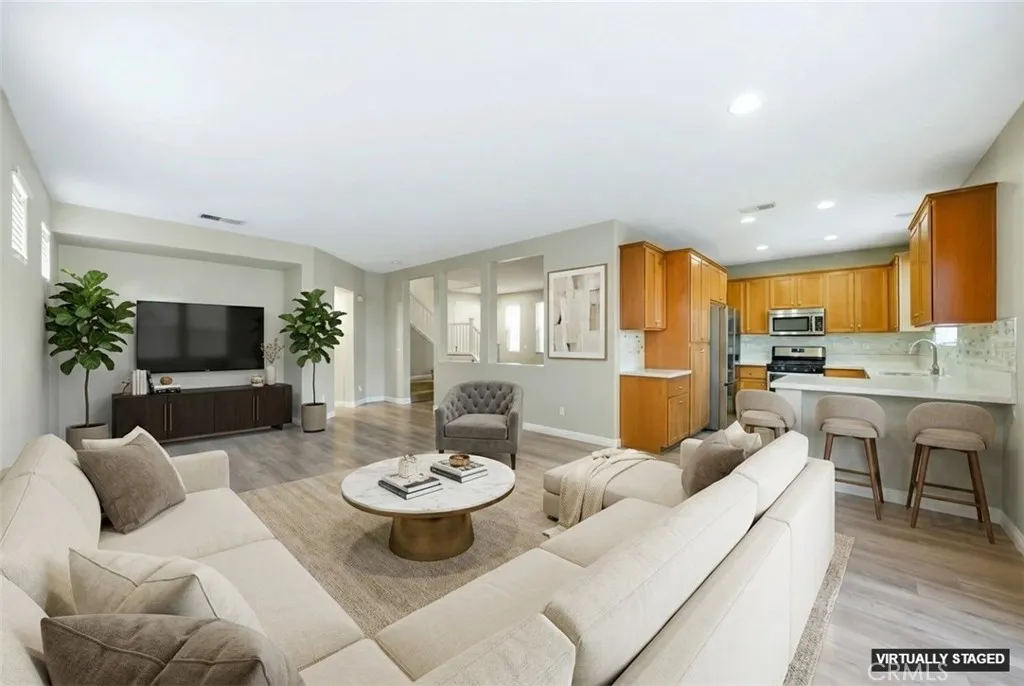 27114 Dolostone, Moreno Valley, California 92555 home-pic-13