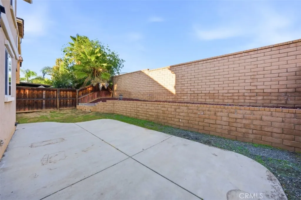 27114 Dolostone, Moreno Valley, California 92555 home-pic-42