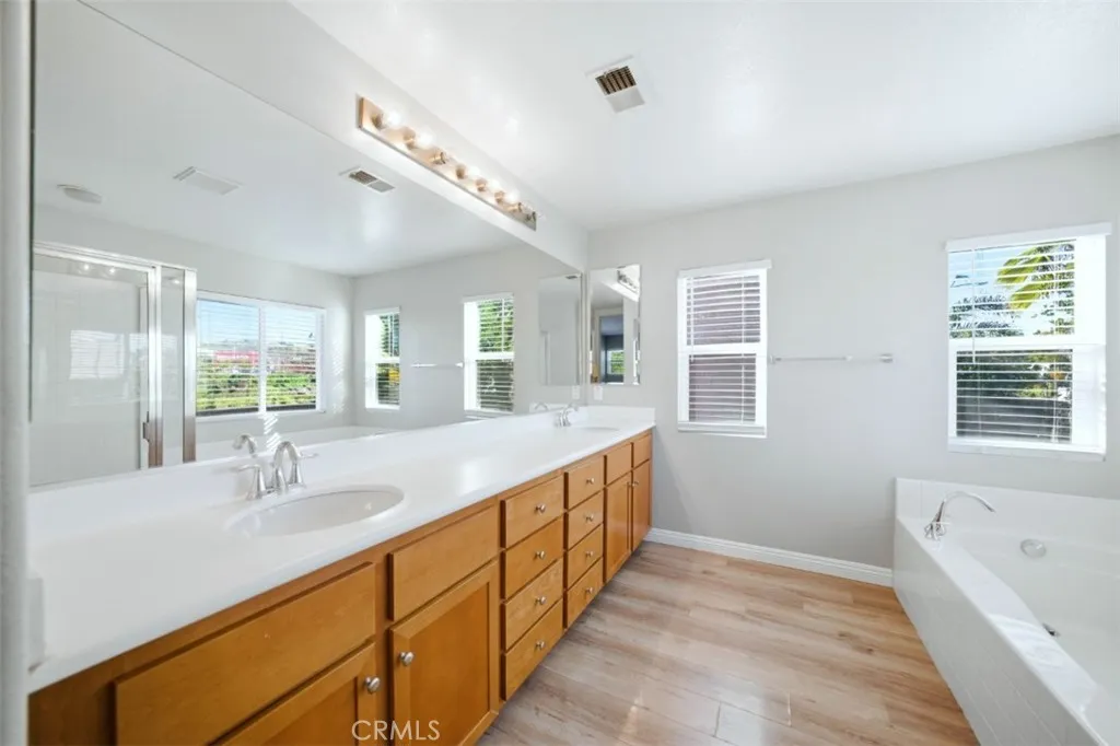 27114 Dolostone, Moreno Valley, California 92555 home-pic-38