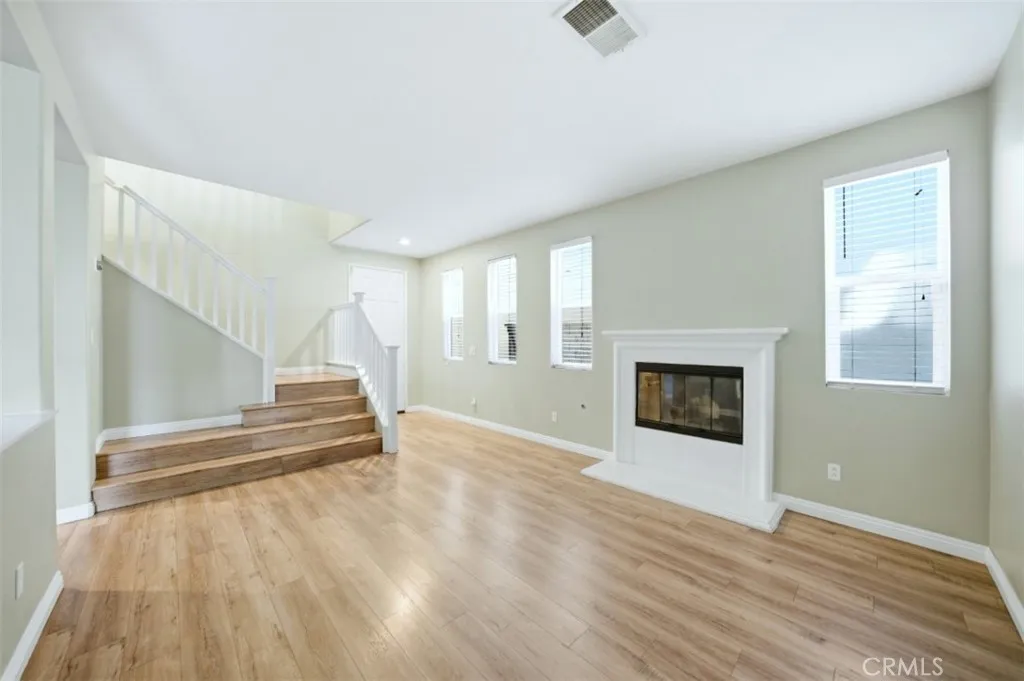 27114 Dolostone, Moreno Valley, California 92555 home-pic-10