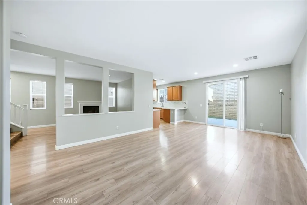 27114 Dolostone, Moreno Valley, California 92555 home-pic-12