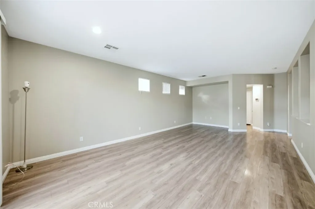 27114 Dolostone, Moreno Valley, California 92555 home-pic-15