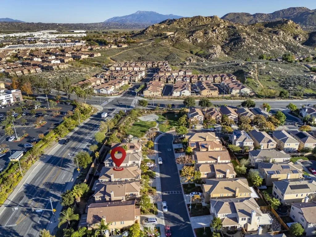 27114 Dolostone, Moreno Valley, California 92555 home-pic-54