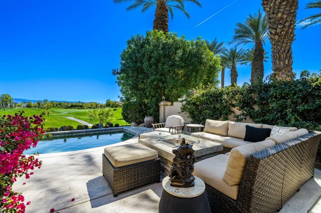 350 Bright Rock Drive, Palm Desert, California 92211 home-pic-6