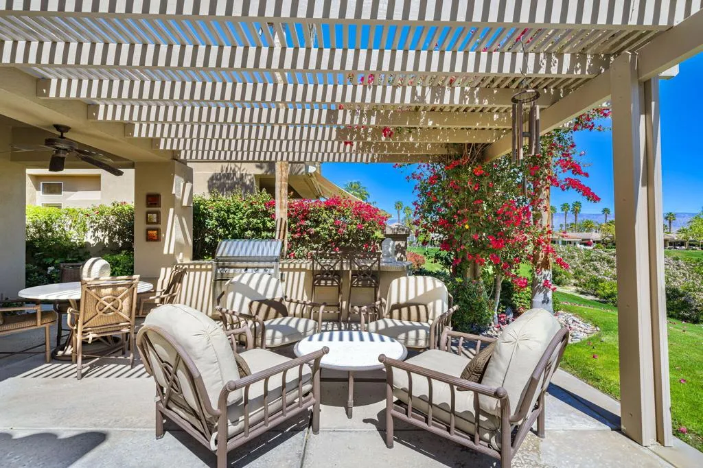 350 Bright Rock Drive, Palm Desert, California 92211 home-pic-11