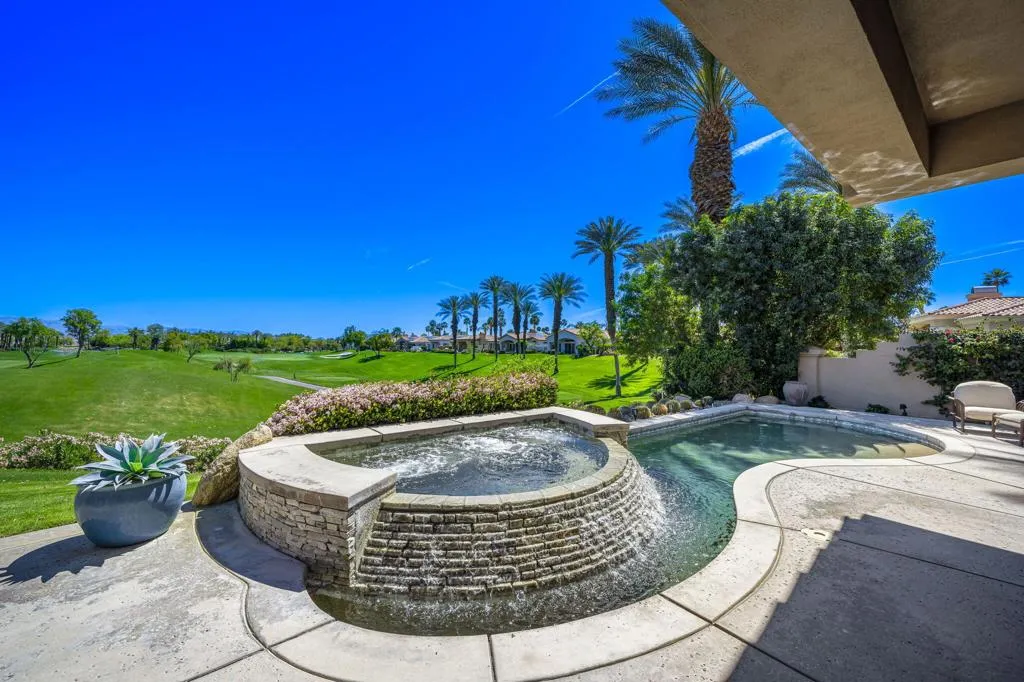 350 Bright Rock Drive, Palm Desert, California 92211 home-pic-1