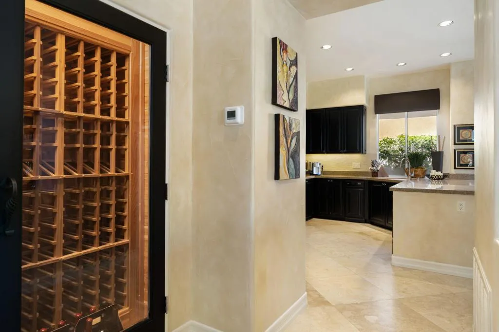 350 Bright Rock Drive, Palm Desert, California 92211 home-pic-26