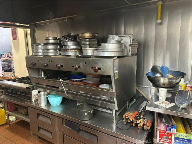 7780 Foothill Boulevard, Tujunga, California 91042