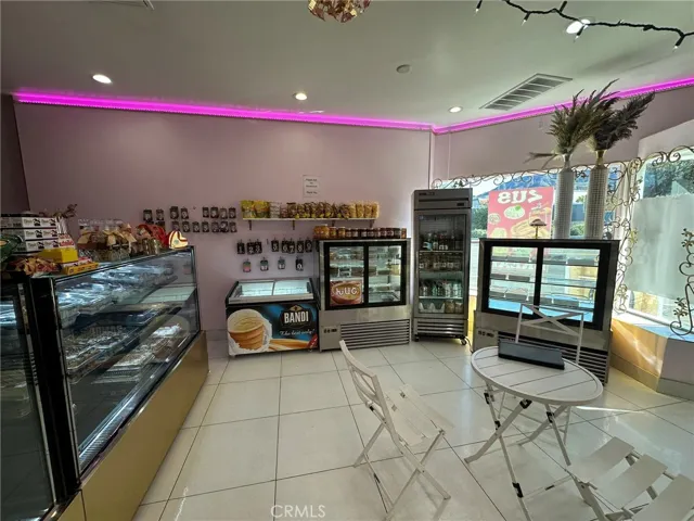 7780 Foothill Boulevard, Tujunga, California 91042